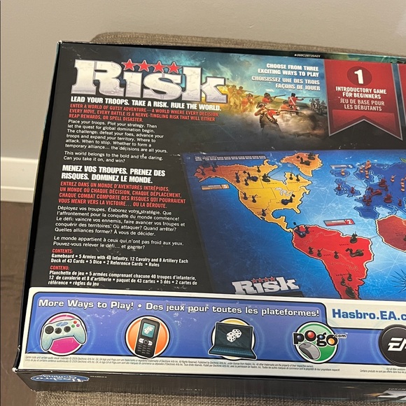 Hasbro Risk Board Game - Picture 9 of 12